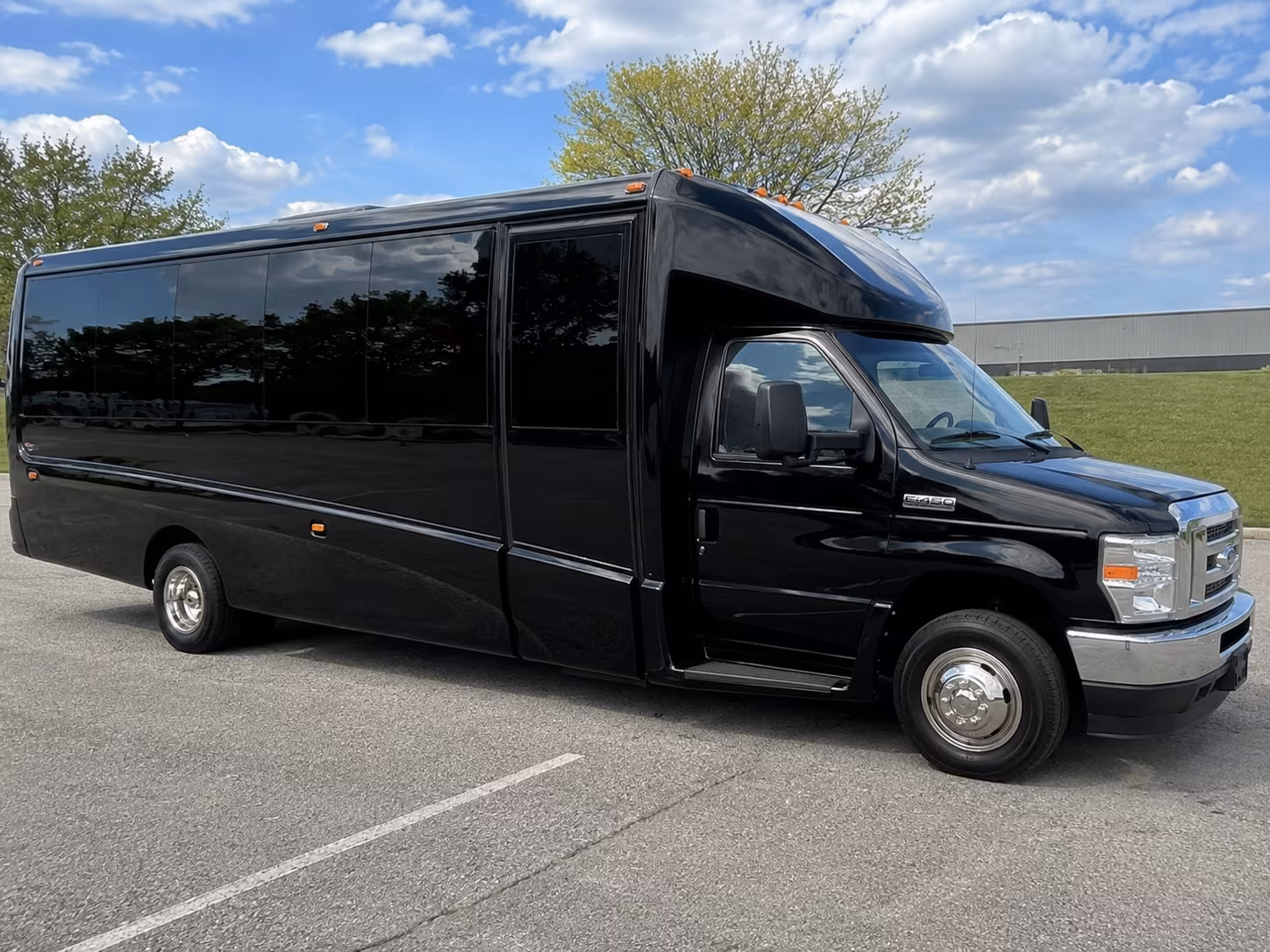 25 passenger minibus