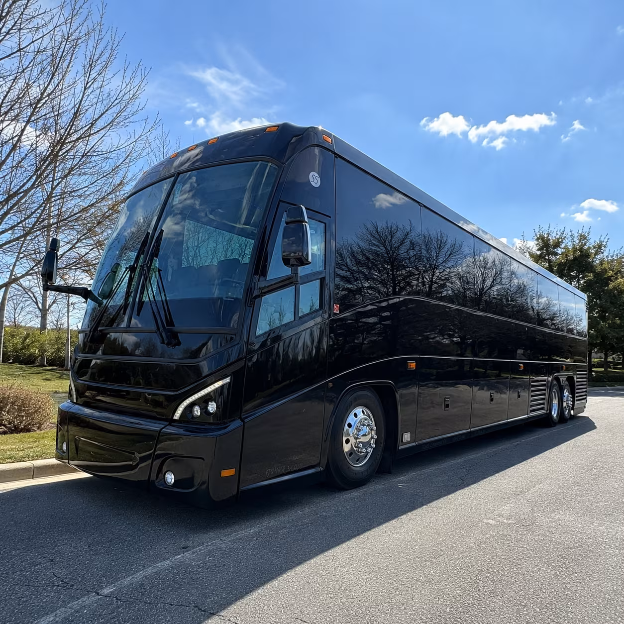 charter buses for large franklin birthday parties and group venue shuttles