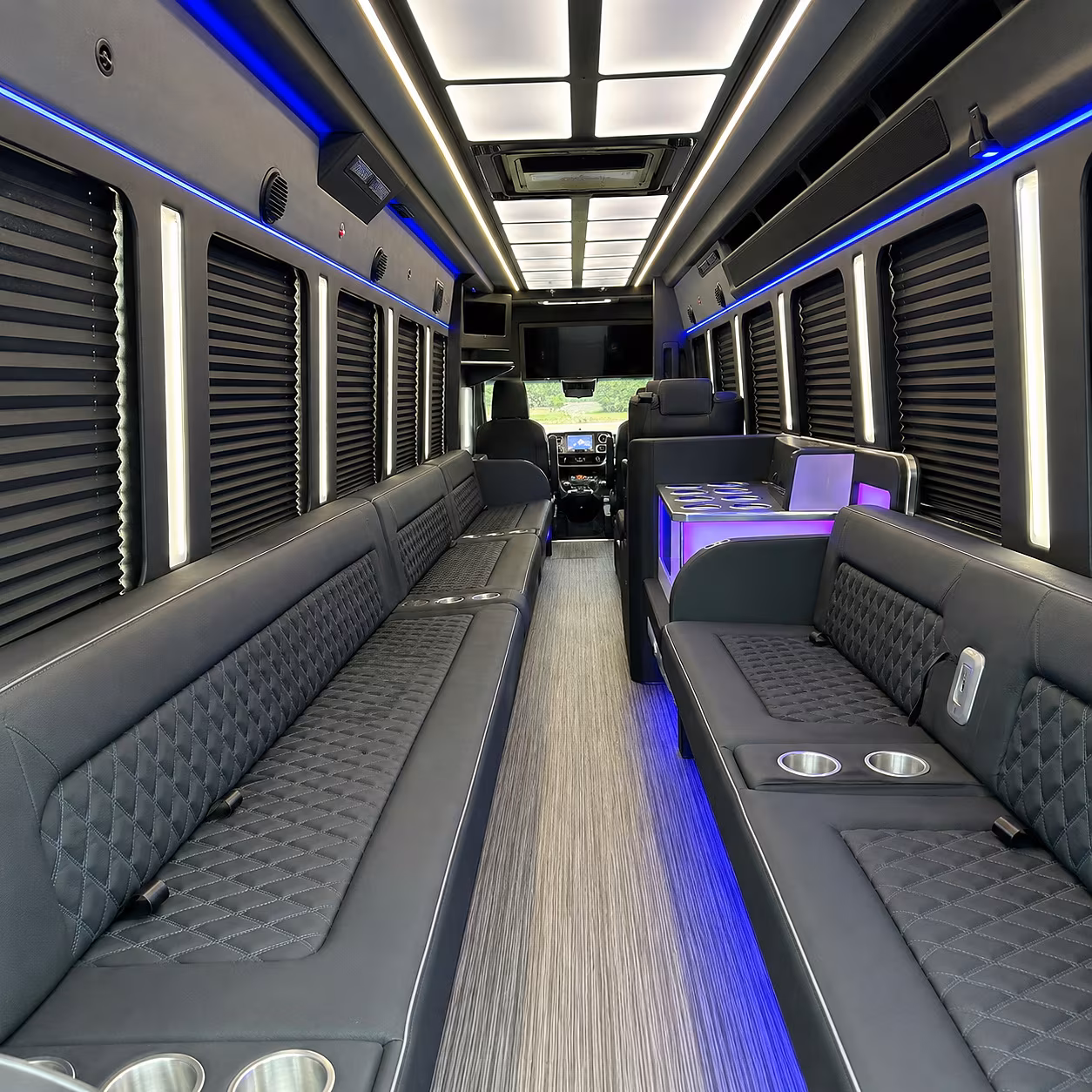 festival and live music event buses serving franklin tennessee