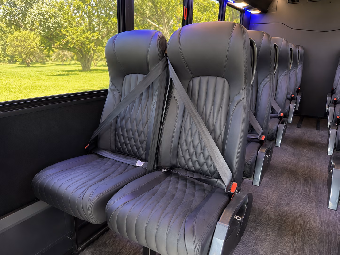 franklin 20 passenger minibus inside