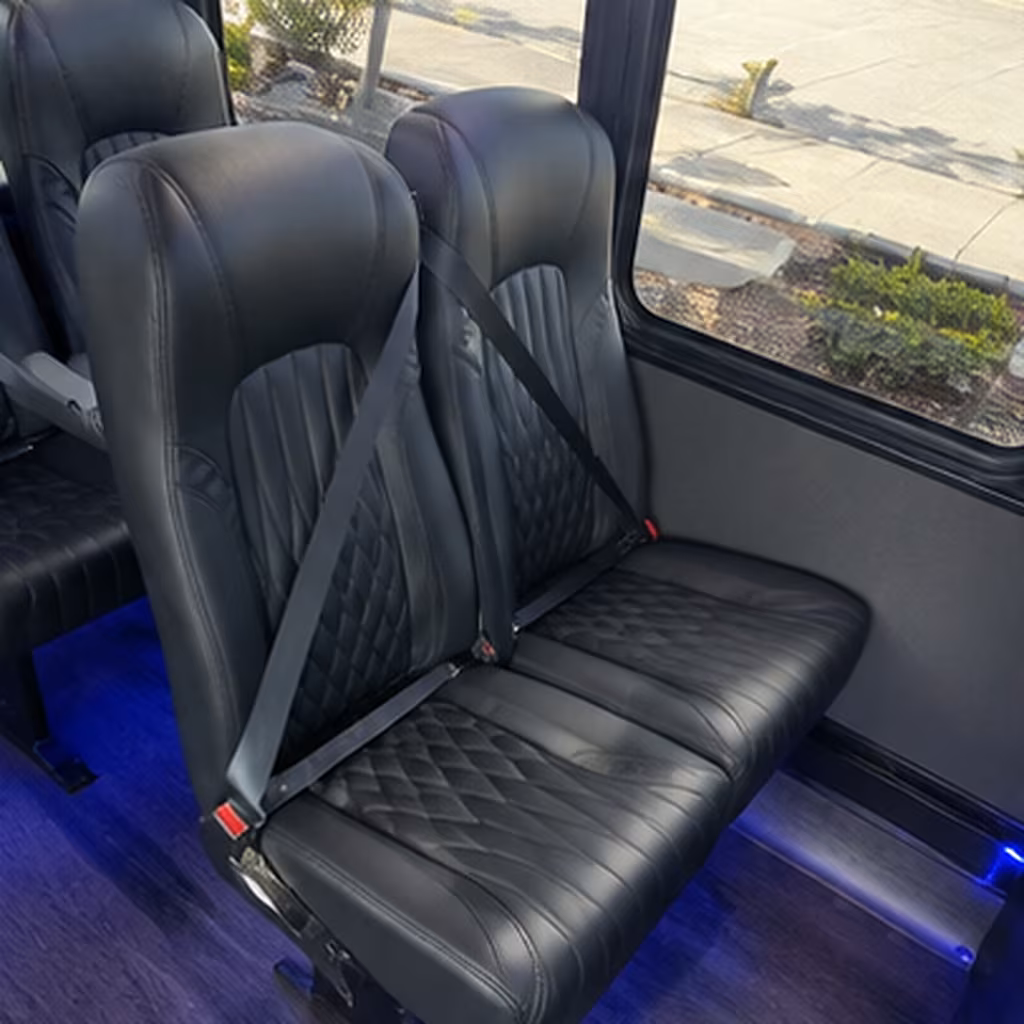 franklin 25 passenger minibus interior