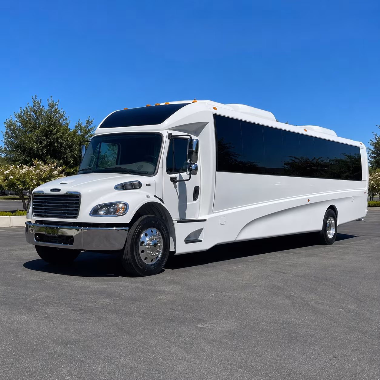 franklin 35 passenger minibus