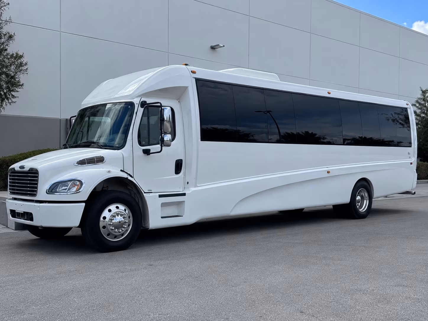 franklin wedding party bus rental