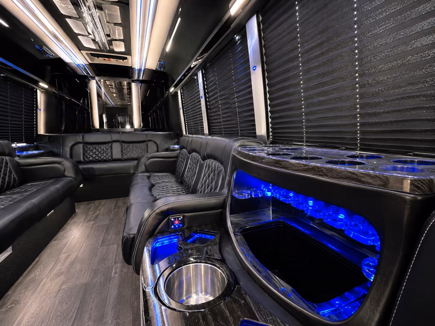 party bus rentals for franklin prom night groups