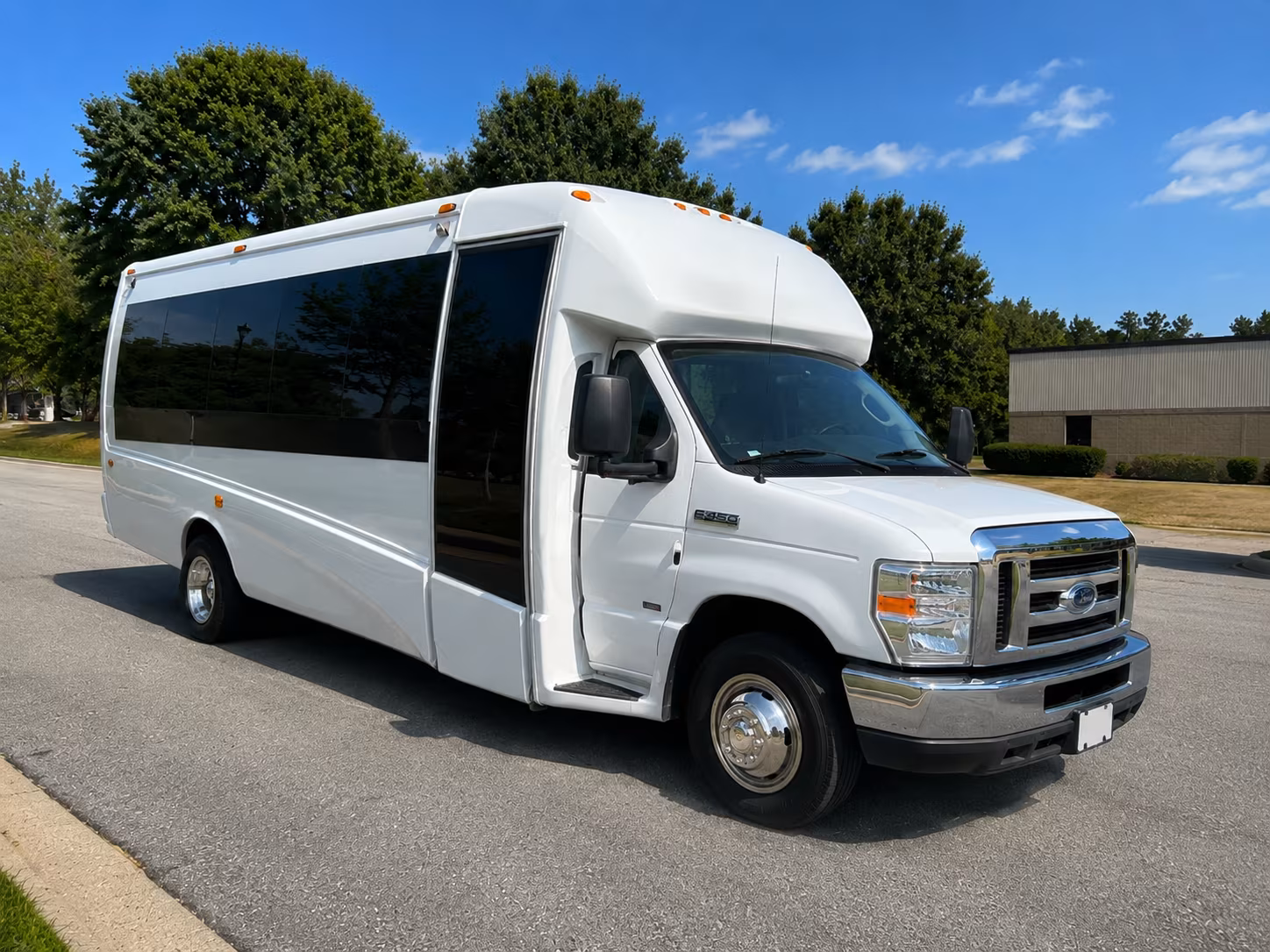 why rent using franklinminibuscompany com 2